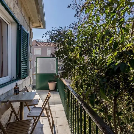 Ferula, 3 Bedroom Near Bacvice Appartamento *