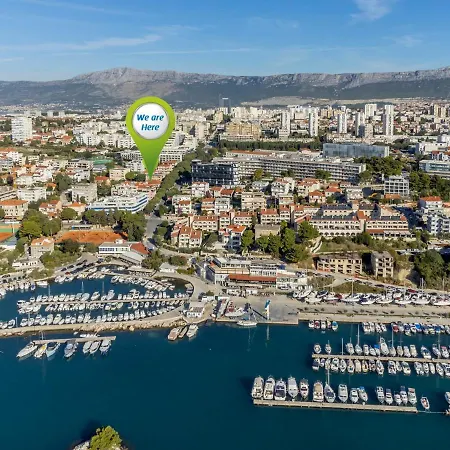 Ferula, 3 Bedroom Near Bacvice شقة