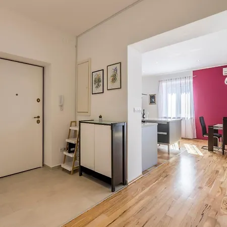 Ferula, 3 Bedroom Near Bacvice Split