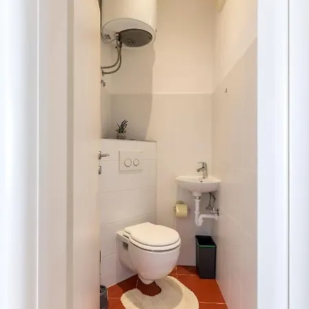 Ferula, 3 Bedroom Near Bacvice *